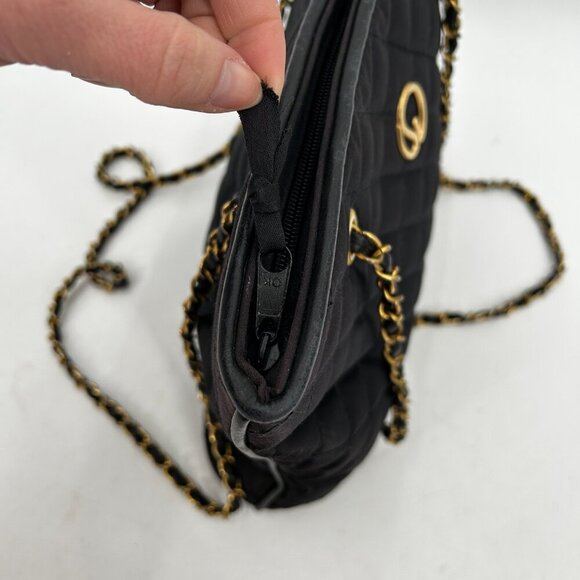 ST. JOHN Vintage Black Gold Tone Quilted Fabric Medium Shoulder Bag Purse - Picture 10 of 14